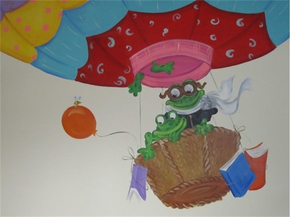 Frogs in hot air balloon